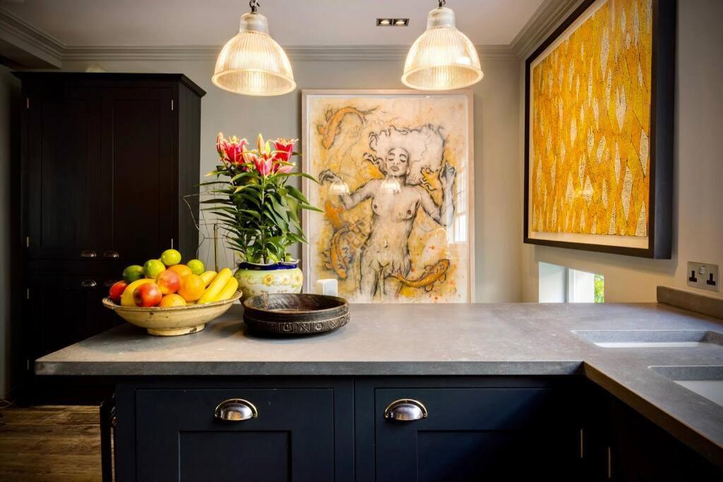 Kings Cross, Self-Contained House & Private Garden Villa Londra Exterior foto