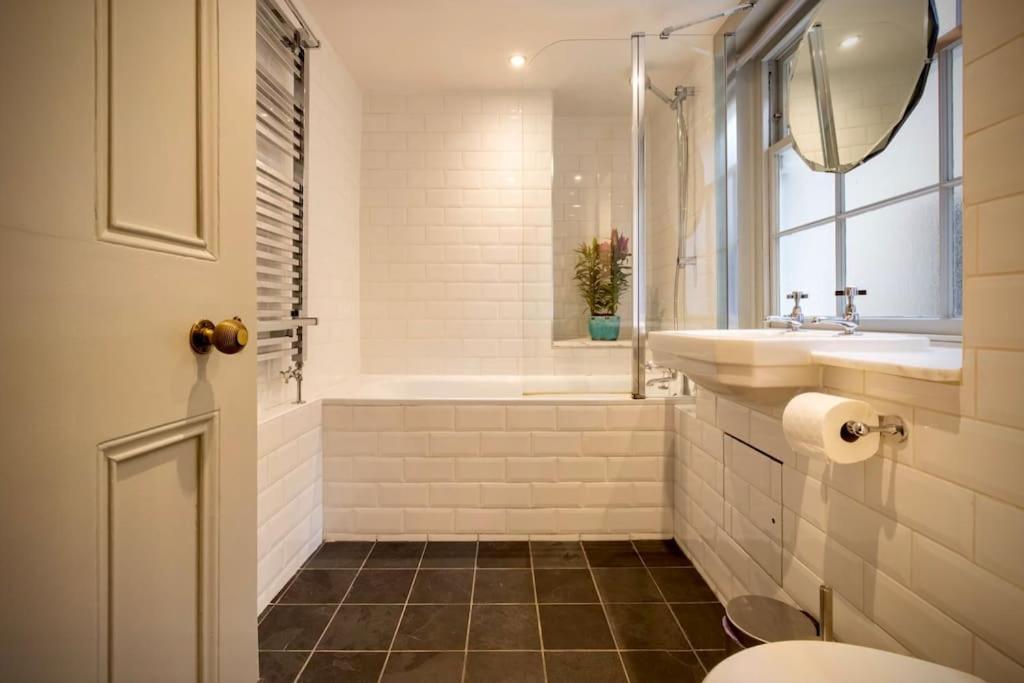 Kings Cross, Self-Contained House & Private Garden Villa Londra Exterior foto