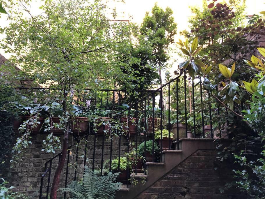 Kings Cross, Self-Contained House & Private Garden Villa Londra Exterior foto