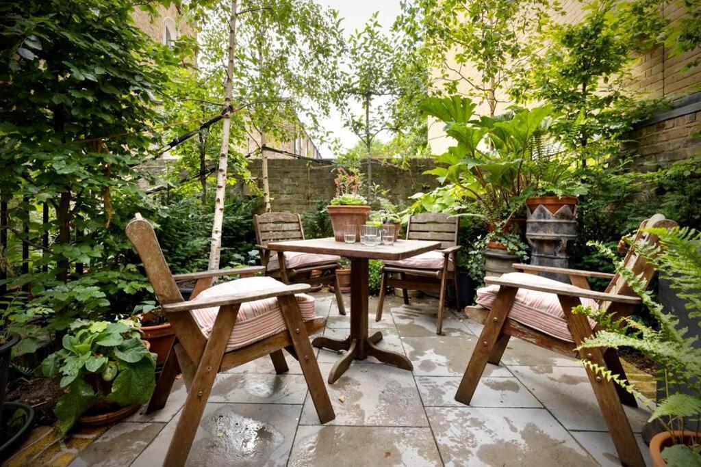 Kings Cross, Self-Contained House & Private Garden Villa Londra Exterior foto