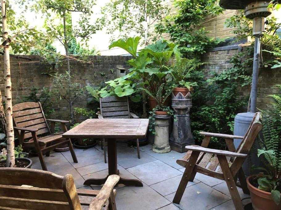 Kings Cross, Self-Contained House & Private Garden Villa Londra Exterior foto